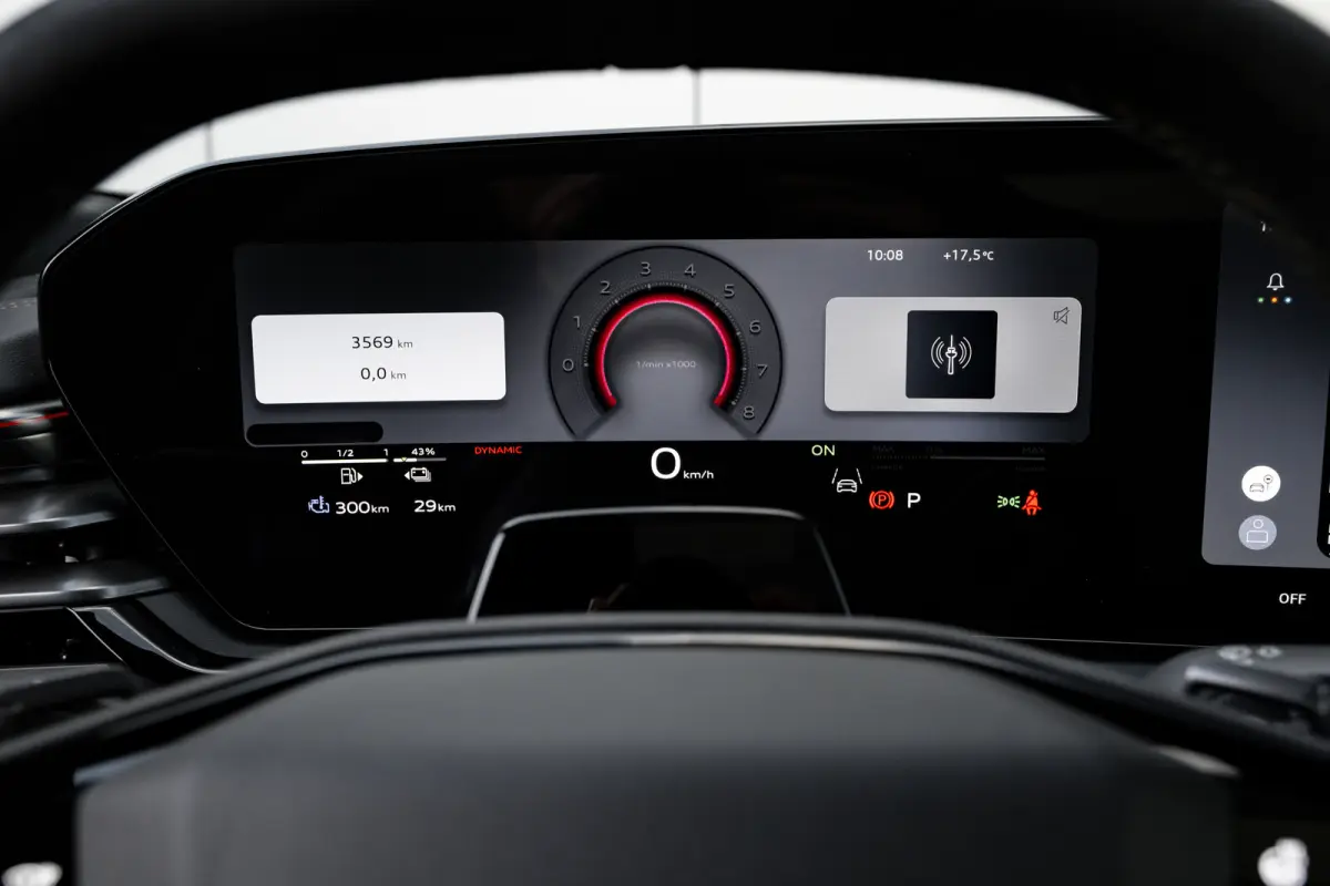RS 5 Avant e-hybrid 470 kW / 639 PK | Keramische Remmen | Carbon In&Exterieur | Panorama dak | Stoelventilatie & Massage