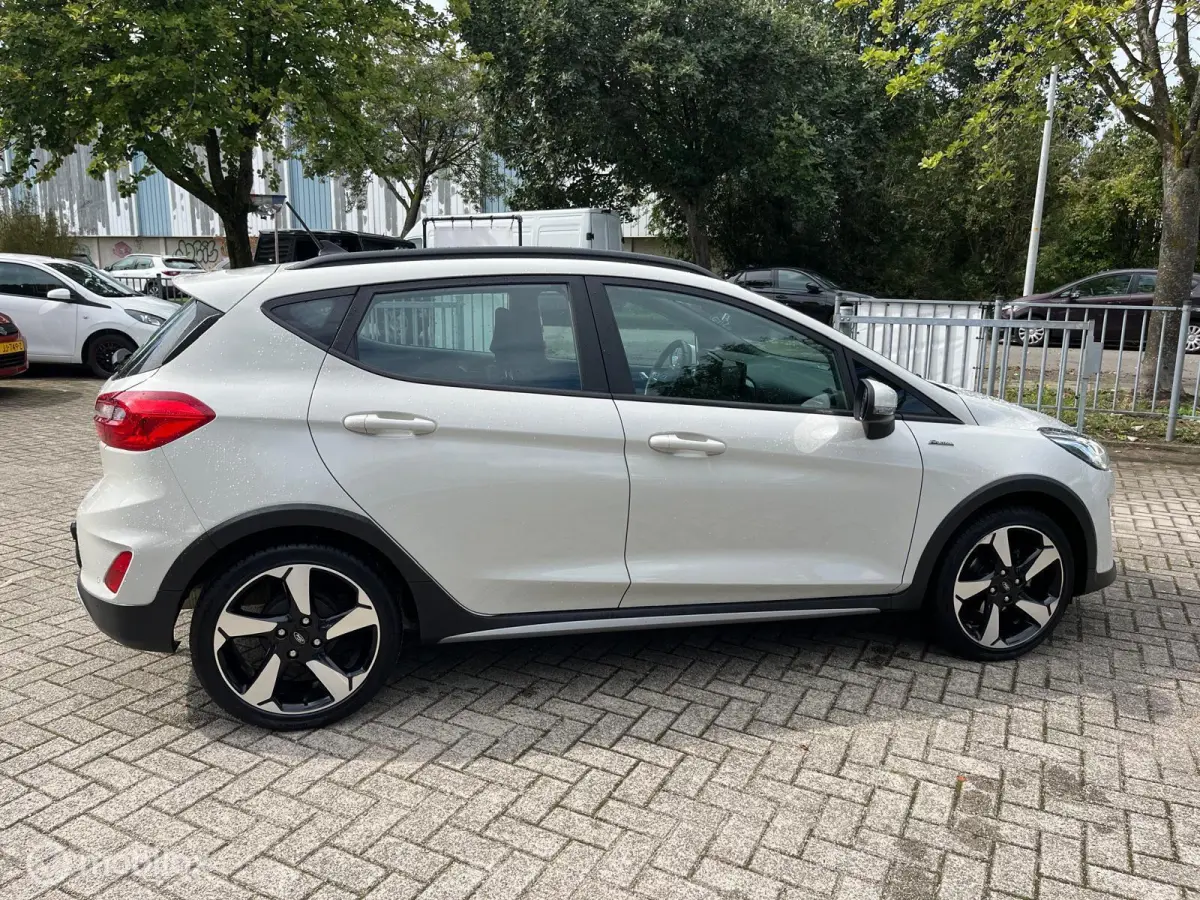 1.0 EcoBoost Active / B&O / APPLE CARPLAY