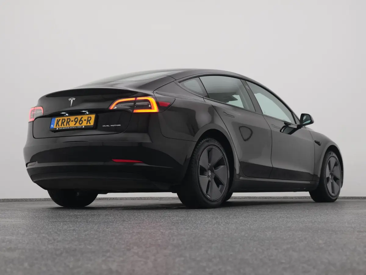 Long Range AWD 75 kWh | PANO | CAMERA | STOELVERW. | AUTOPILOT