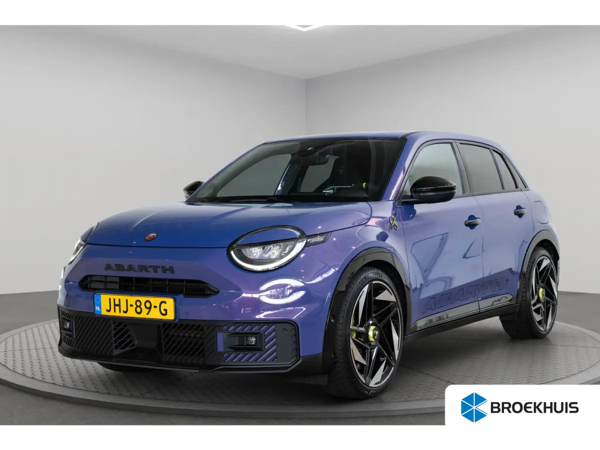 Scorpionissima 54 kWh | SOH 97% | Tot 8 Jaar Garantie | Winter Pack | Sound Pack | 20 Inch Lichtmetalen velgen | Camera | Navigatie | Parkeersensoren |