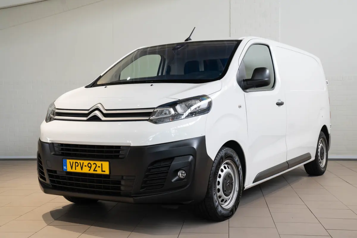 2.0 BlueHDI 145 M Club | Camera | Parkeersensoren | Apple Carplay & Android Auto | Laadruimte Pakket | Cruise Controle |