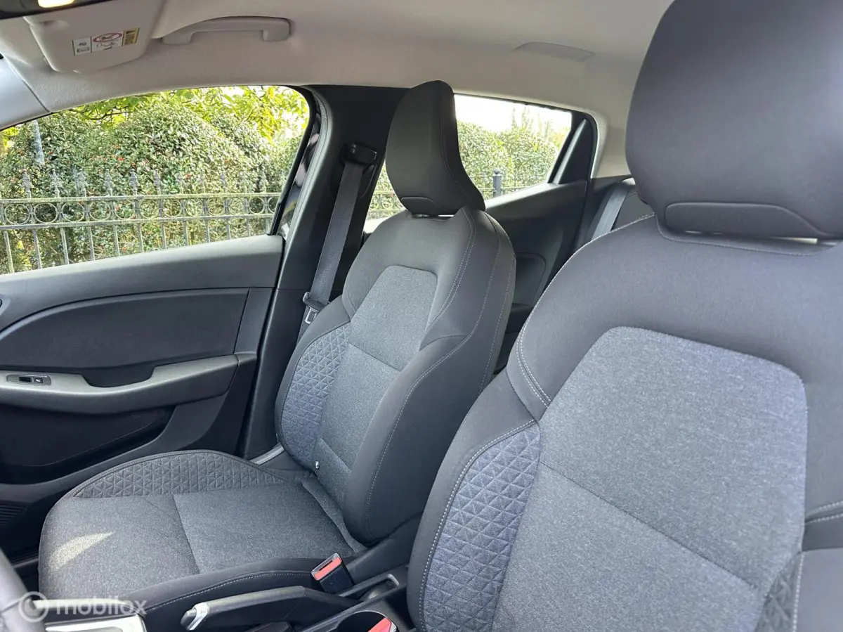 1.0 TCe Business Automaat Navi Trekhaak LED✅