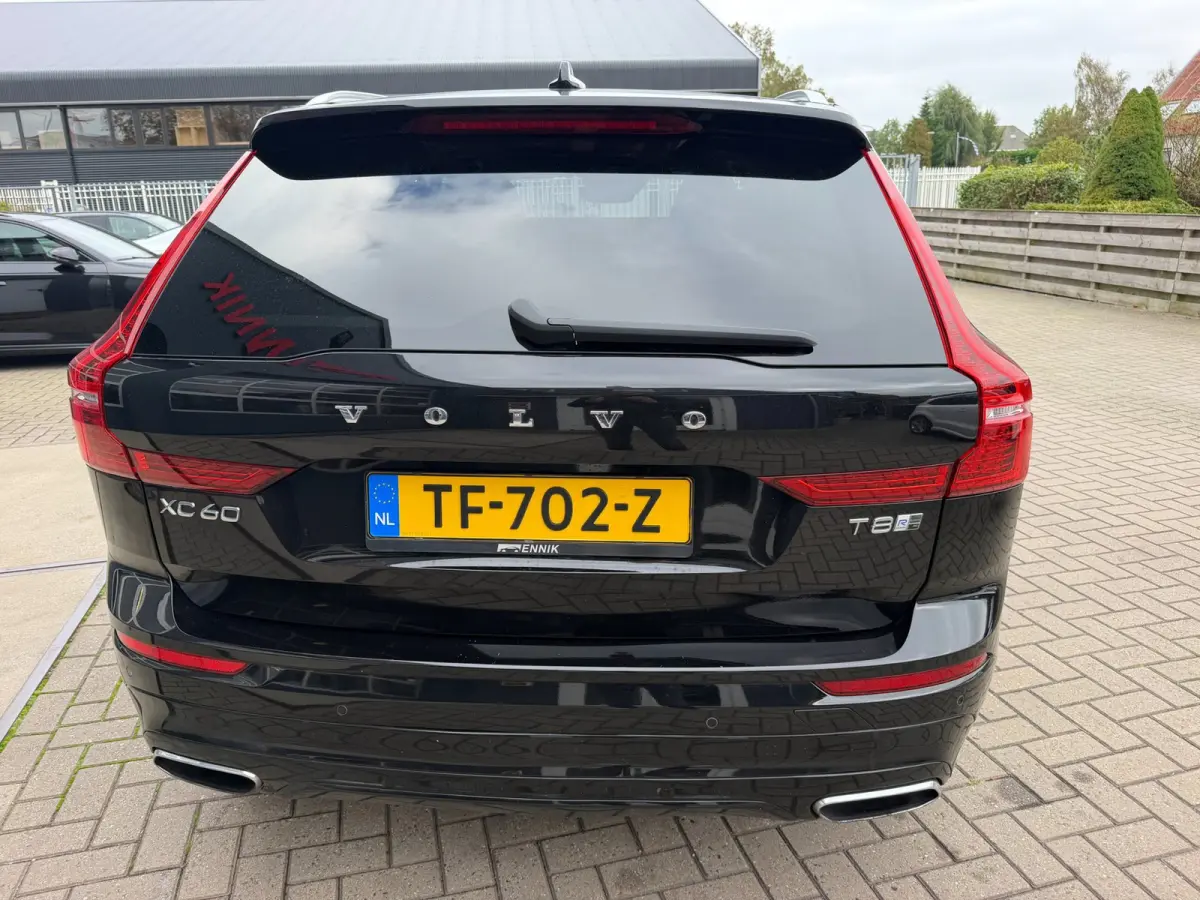 2.0 T8 Twin Engine AWD R-Design / Pano / ACC / SOH 82% / Trekhaak / Top Auto !.