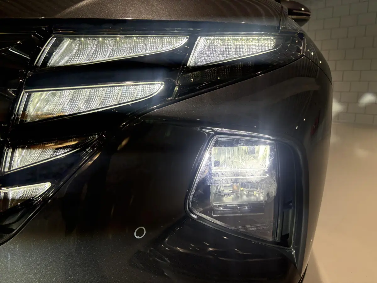 1.6 T-GDI PHEV Comfort 4WD | Achteruitrijcamera | Navigatie | Apple CarPlay | 19" LMV