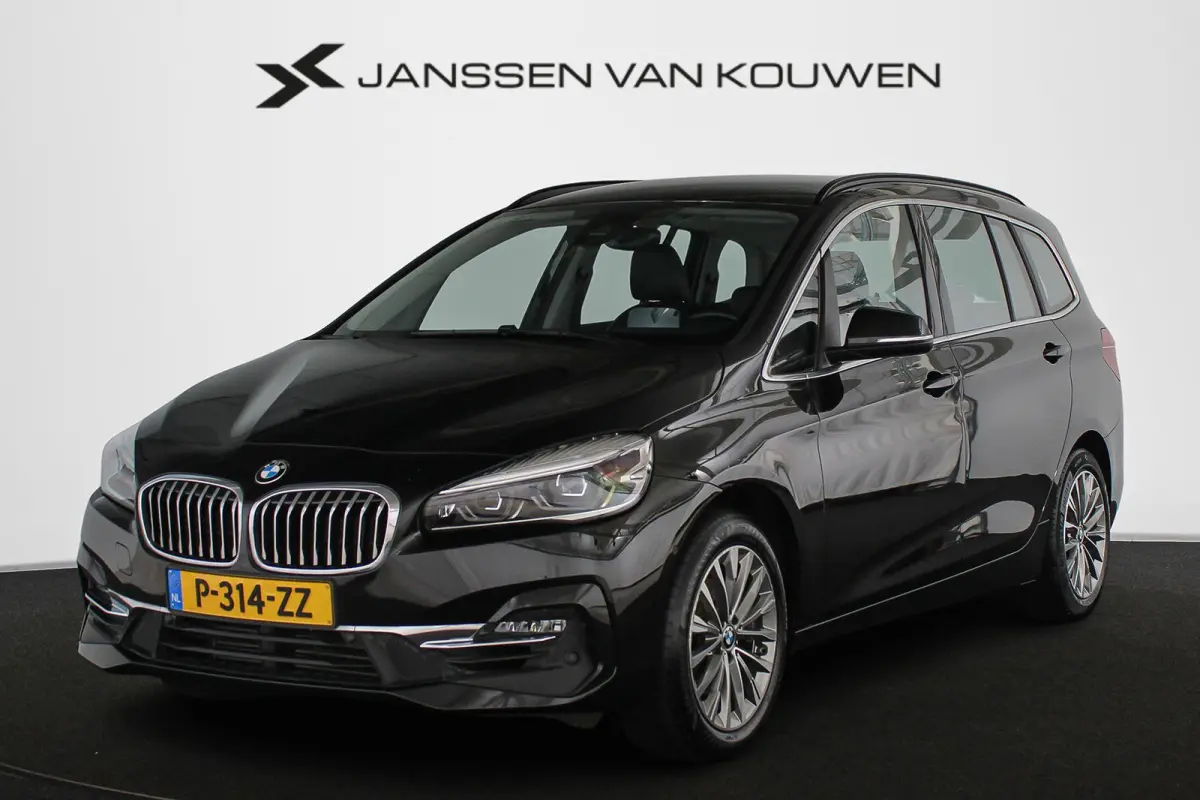 216i Business Edition Plus Trekhaak Stoelverwarming Head-Up Harman Kardon