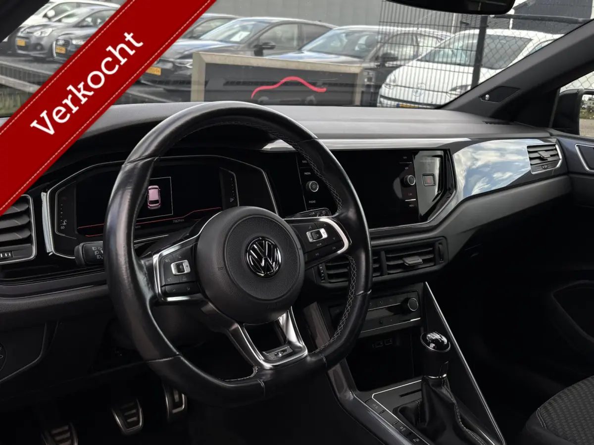 1.0 TSI Highline Business R acc pdc apple carplay