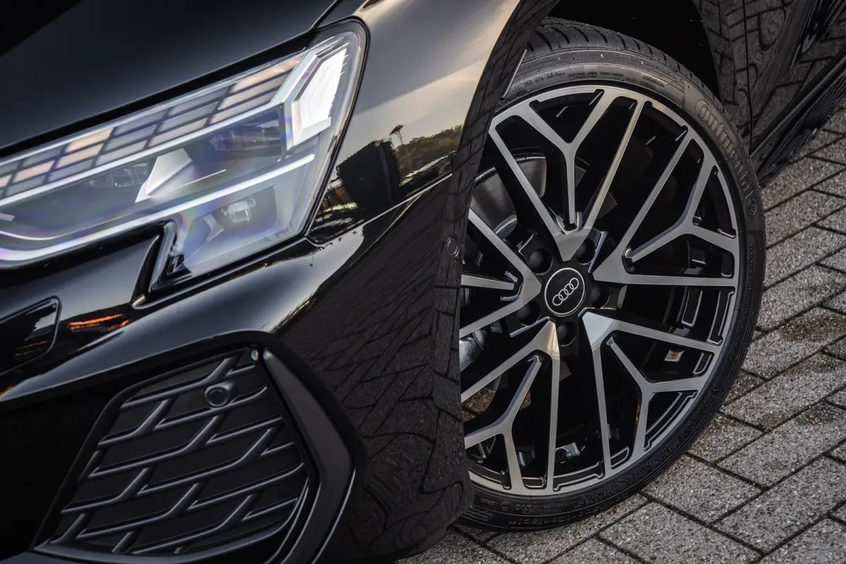 1.5 e-hybrid 204pk S Edition | 19" Velgen | Panoramadak