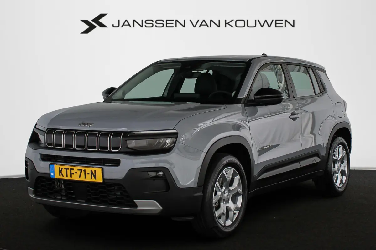 1.2 e-Hybrid Altitude Achteruitrijcamera Apple CarPlay 17"