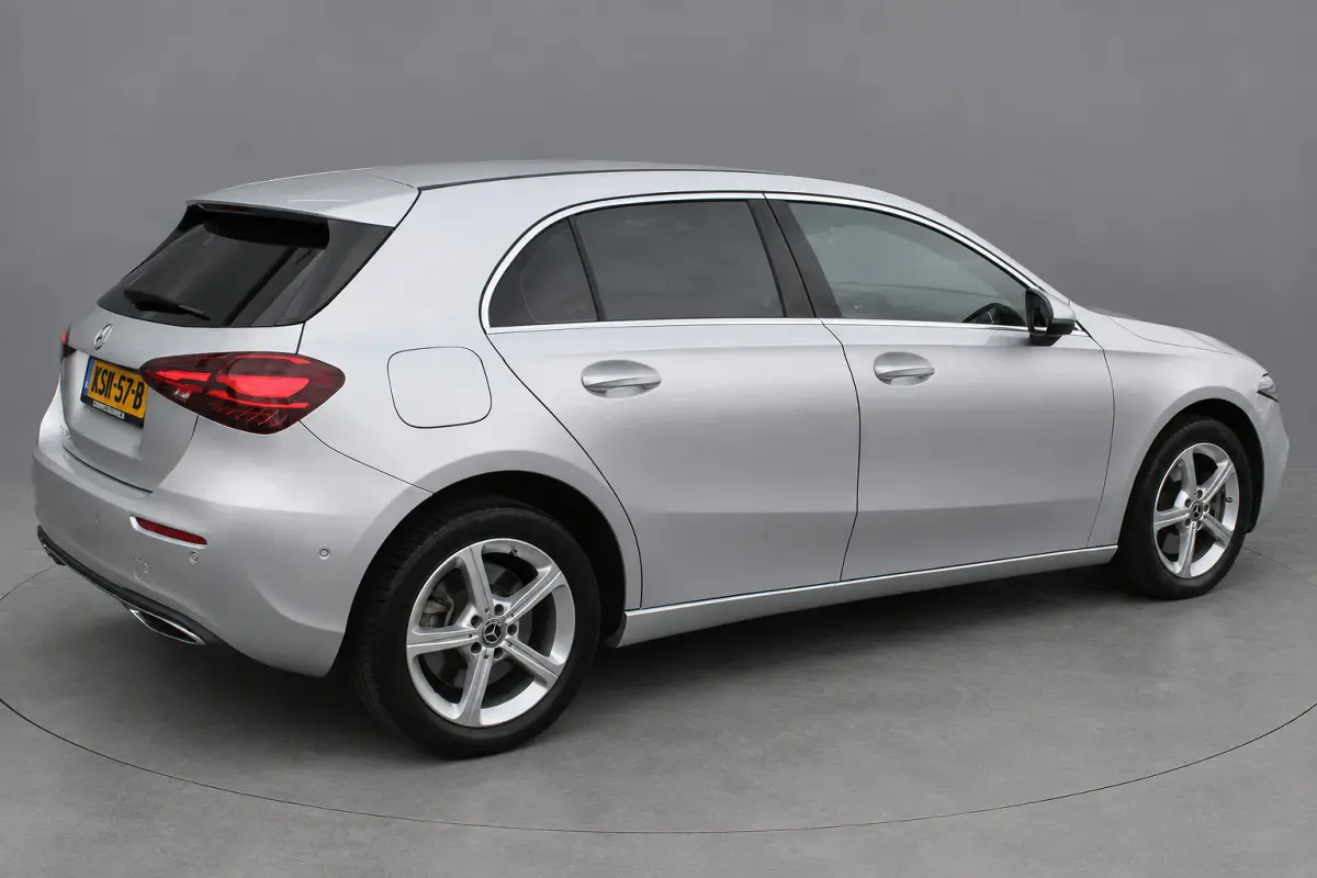 250e AUT8 Luxury Line DISTRONIC <<FACELIFT>>