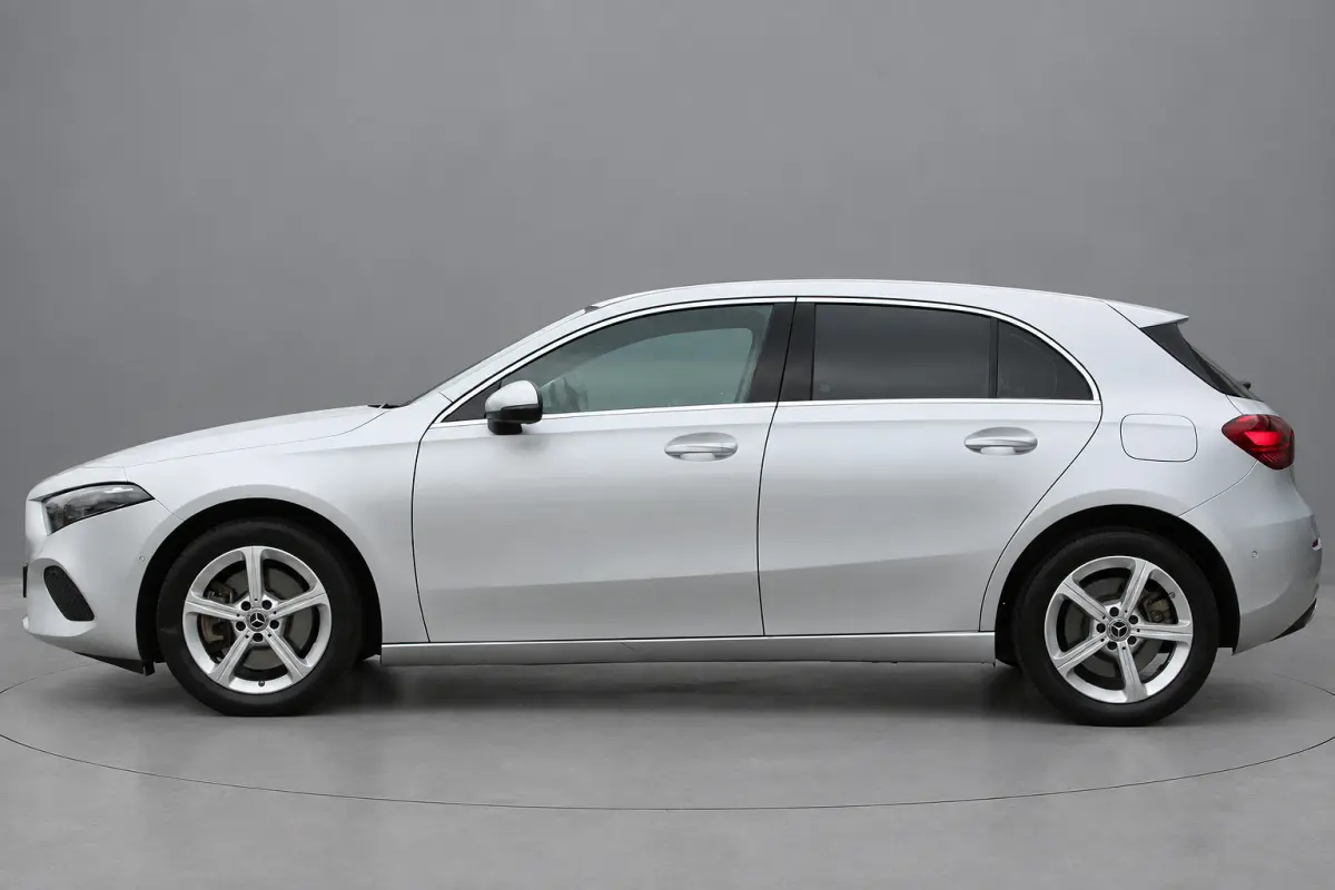 250e AUT8 Luxury Line DISTRONIC <<FACELIFT>>
