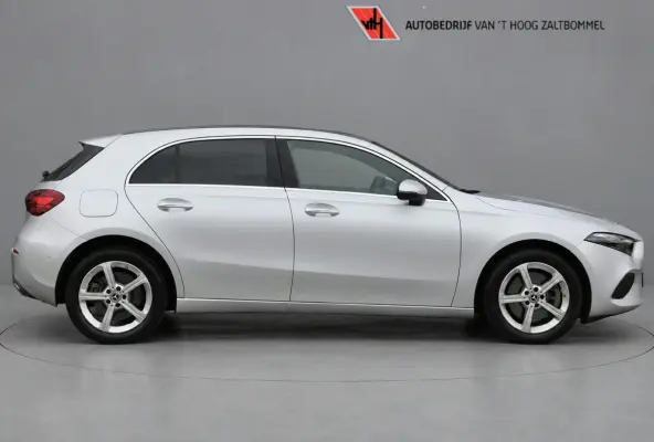 250e AUT8 Luxury Line DISTRONIC <<FACELIFT>>