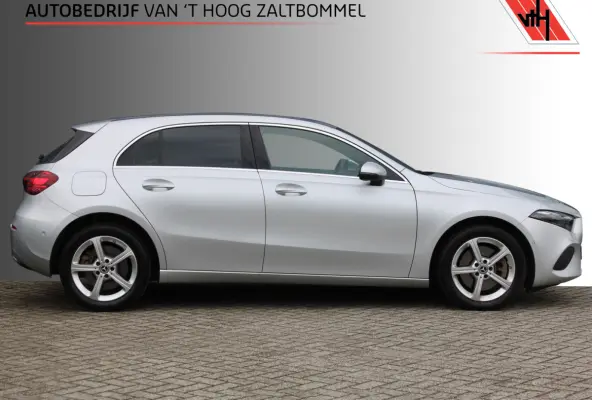 250e AUT8 Luxury Line DISTRONIC <<FACELIFT>>