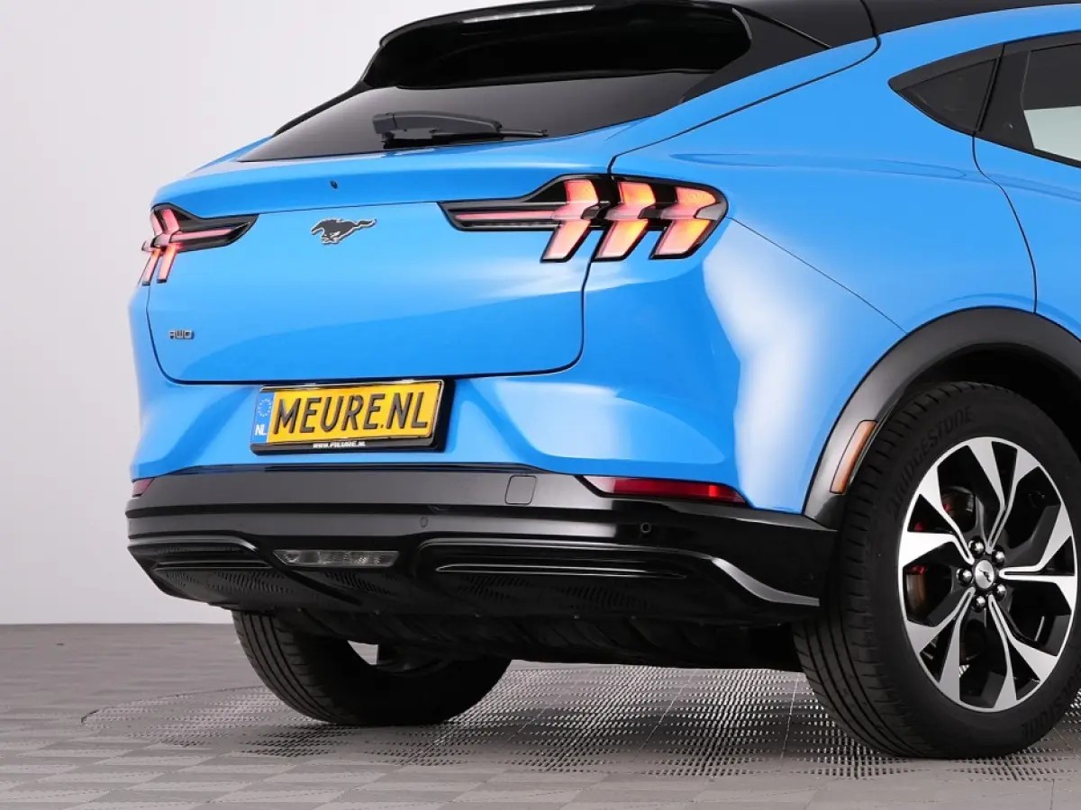 AWD 75 kWh *SOH 95%* LEDER | EL.STOELEN | NAVI | ECC | Full LED !