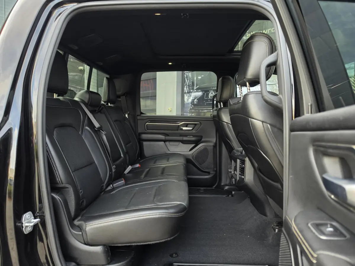 1500 4X4 5.7 V8 Crew Cab Sport|MARGE!| VOL OPTIES!|LPG!