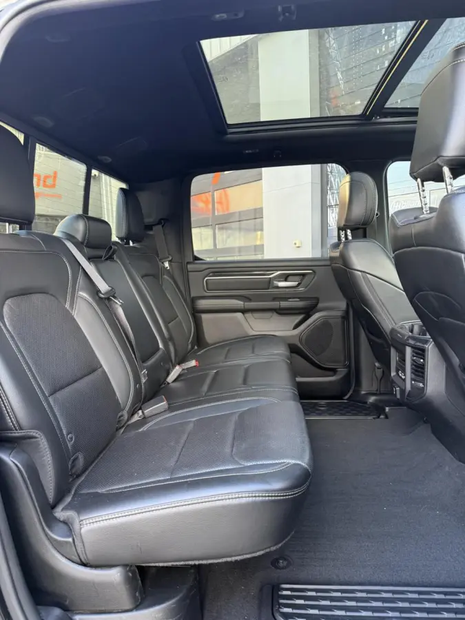 1500 4X4 5.7 V8 Crew Cab Sport|MARGE!| VOL OPTIES!|LPG!