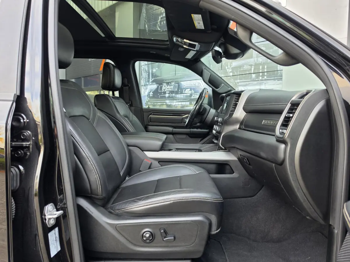 1500 4X4 5.7 V8 Crew Cab Sport|MARGE!| VOL OPTIES!|LPG!