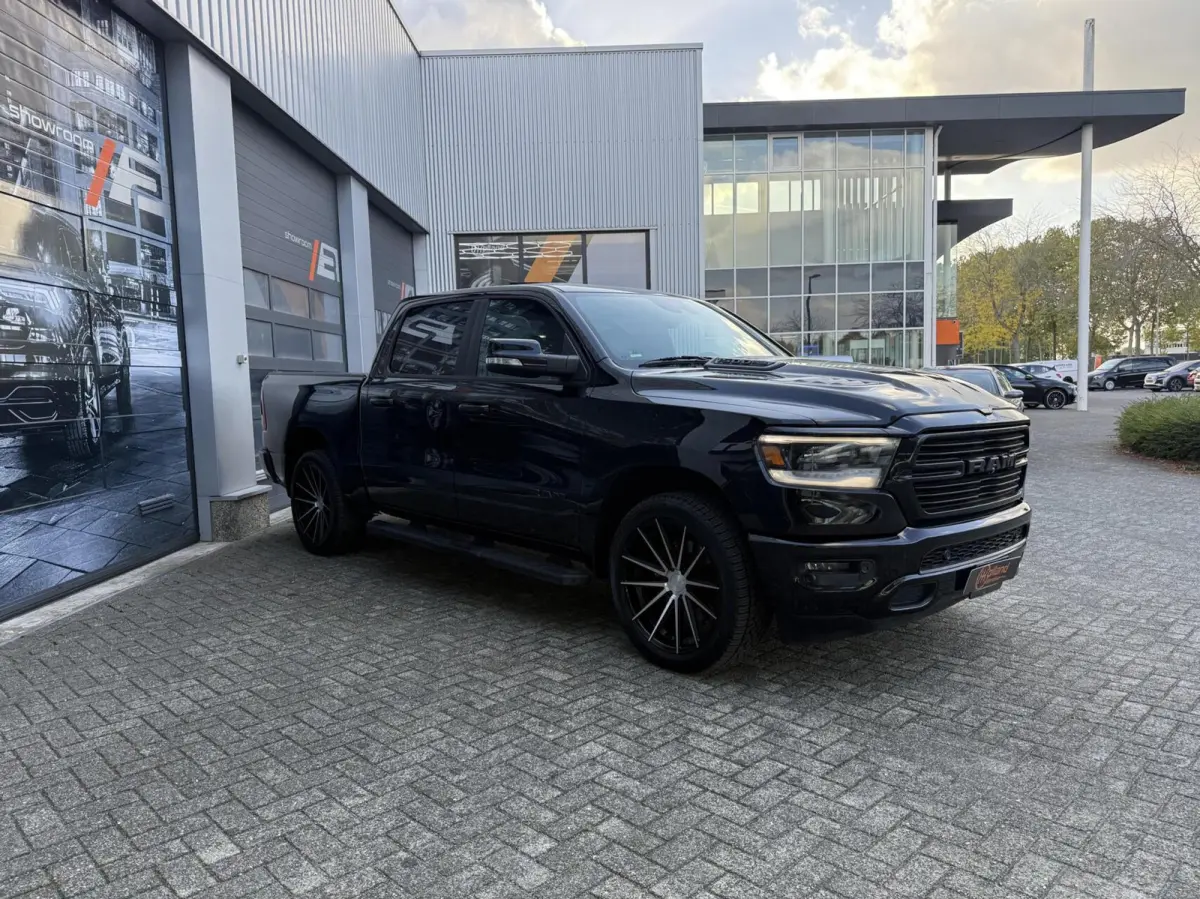 1500 4X4 5.7 V8 Crew Cab Sport|MARGE!| VOL OPTIES!|LPG!
