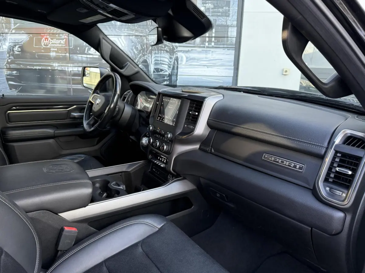 1500 4X4 5.7 V8 Crew Cab Sport|MARGE!| VOL OPTIES!|LPG!