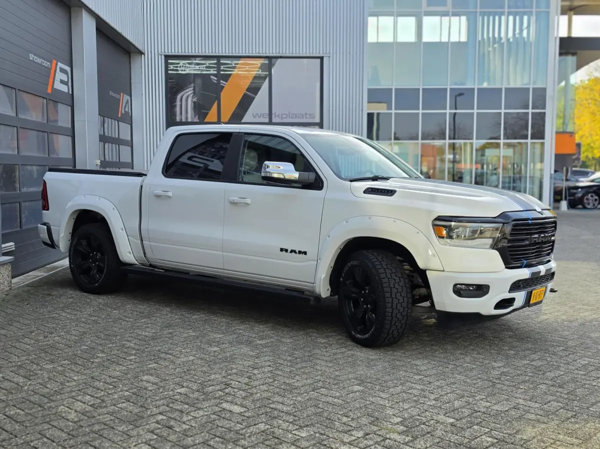 1500 4X4 5.7 V8 Crew Cab Laramie| MARGE! |VOL OPTIES!|LPG!