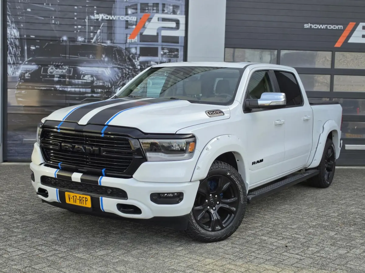 1500 4X4 5.7 V8 Crew Cab Laramie| MARGE! |VOL OPTIES!|LPG!