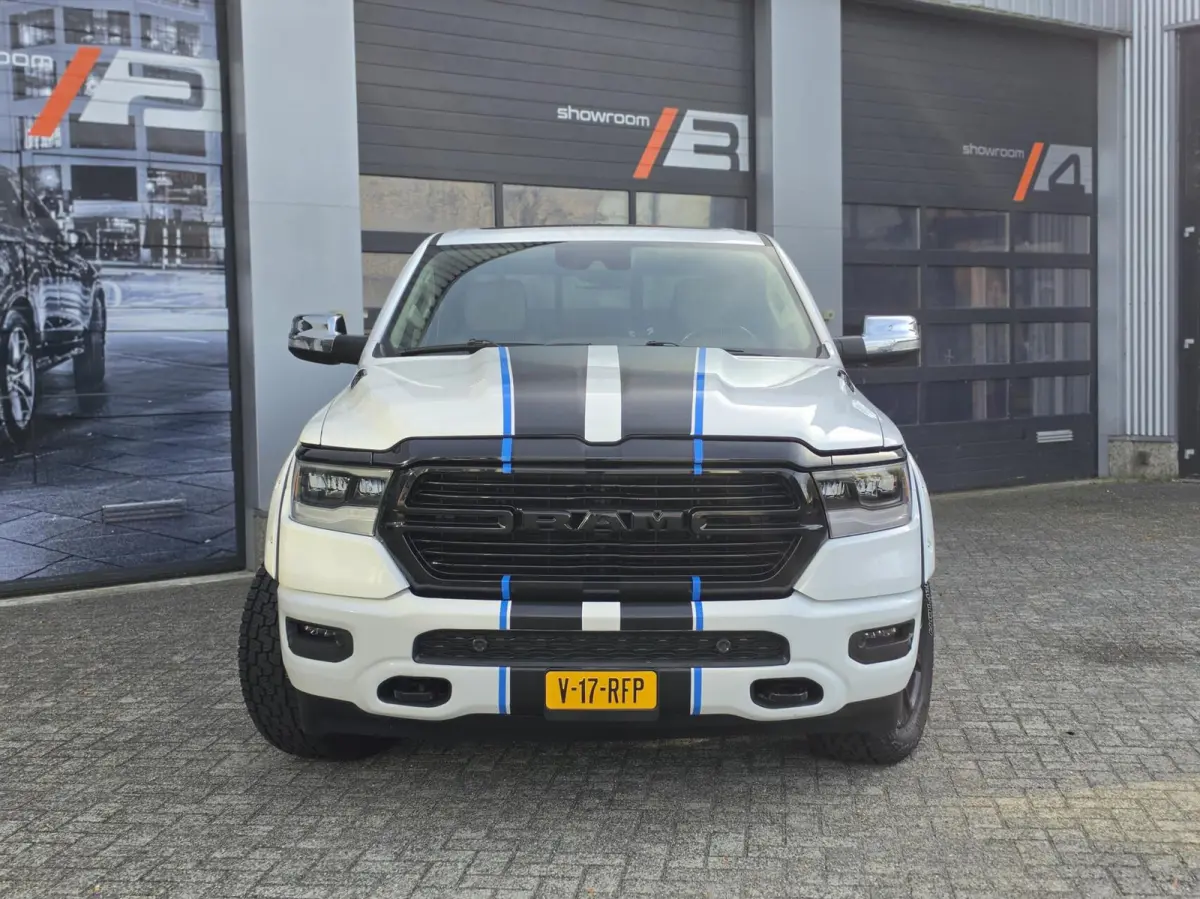 1500 4X4 5.7 V8 Crew Cab Laramie| MARGE! |VOL OPTIES!|LPG!