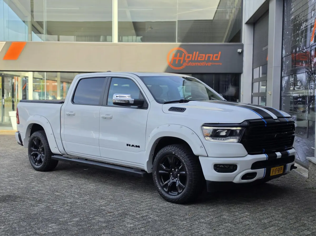 1500 4X4 5.7 V8 Crew Cab Laramie| MARGE! |VOL OPTIES!|LPG!