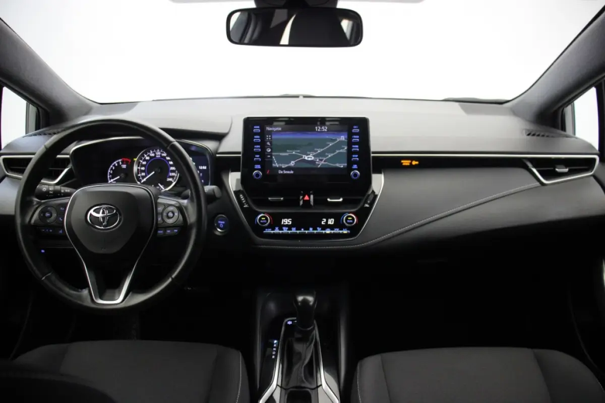 1.8 Hybrid Active - Carplay, Camera, Cruise, Clima