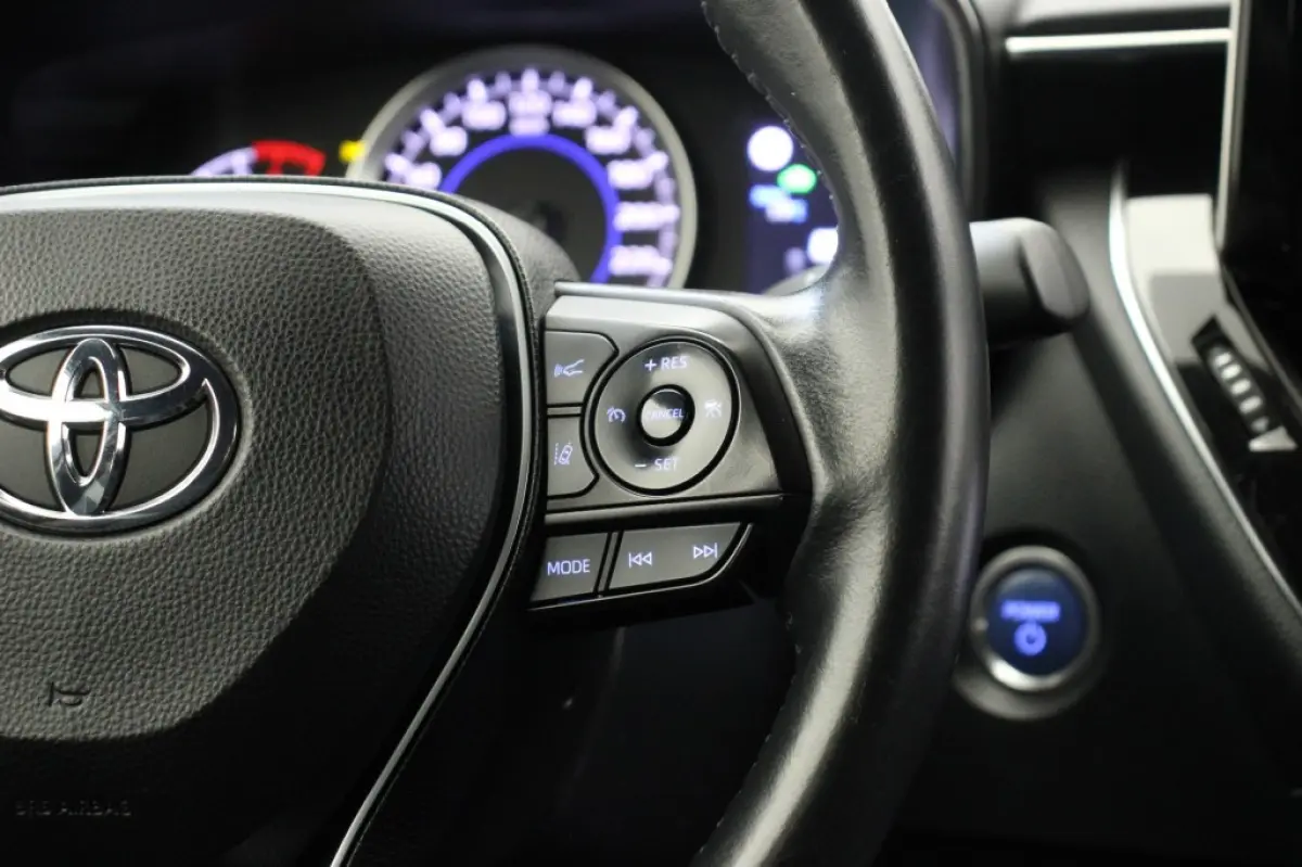 1.8 Hybrid Active - Carplay, Camera, Cruise, Clima