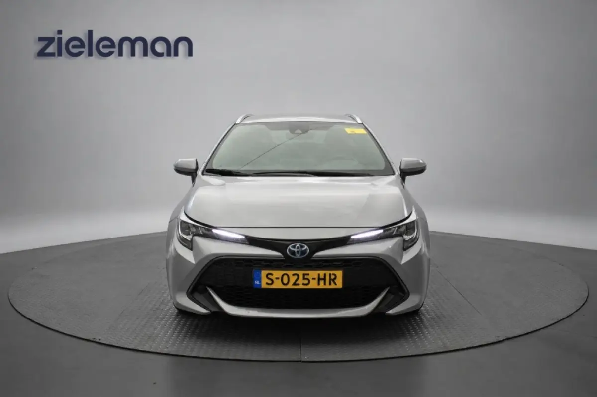 1.8 Hybrid Active - Carplay, Camera, Cruise, Clima