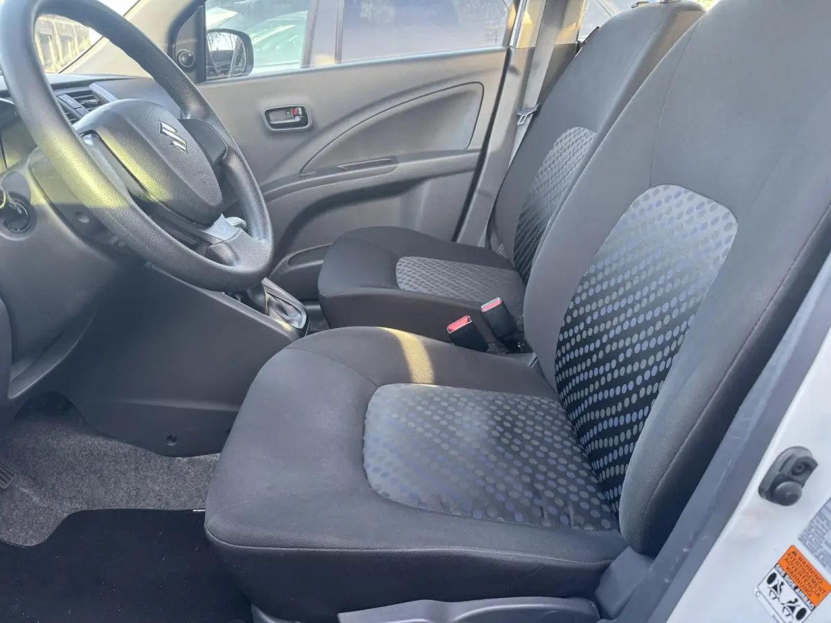 1.0 Comfort UNIEK | LAGE KM STAND | 2e Eigenaar | Dealeronderhouden | NL AUTO | Hoge Instap | Airco | Bluetooth | Radio CD Speler |