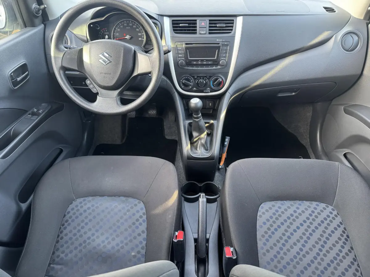 1.0 Comfort UNIEK | LAGE KM STAND | 2e Eigenaar | Dealeronderhouden | NL AUTO | Hoge Instap | Airco | Bluetooth | Radio CD Speler |