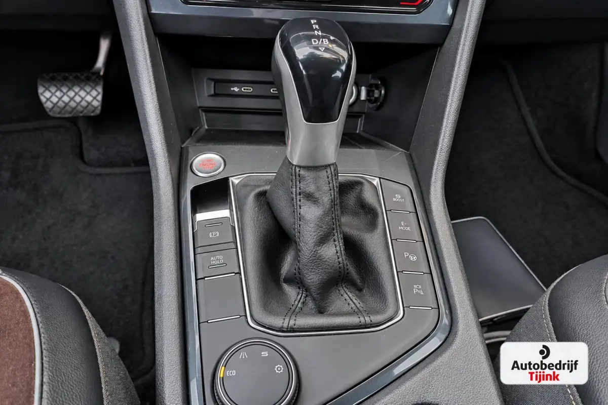 1.4 TSI e-Hybrid PHEV Xcellence | LED | Trekhaak | ACC | Stoel- en stuurverwarming | Keyless | All-seasons |