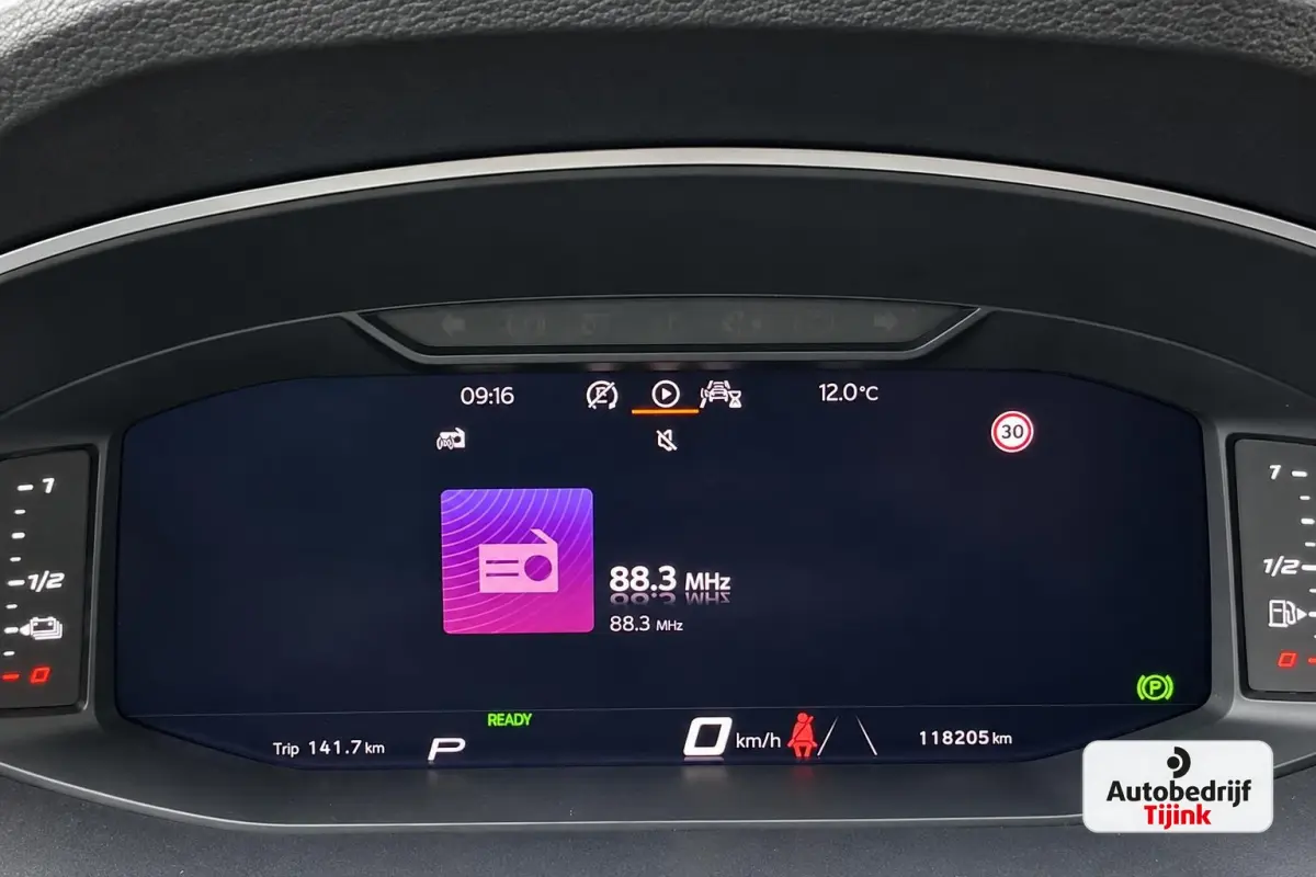 1.4 TSI e-Hybrid PHEV Xcellence | LED | Trekhaak | ACC | Stoel- en stuurverwarming | Keyless | All-seasons |