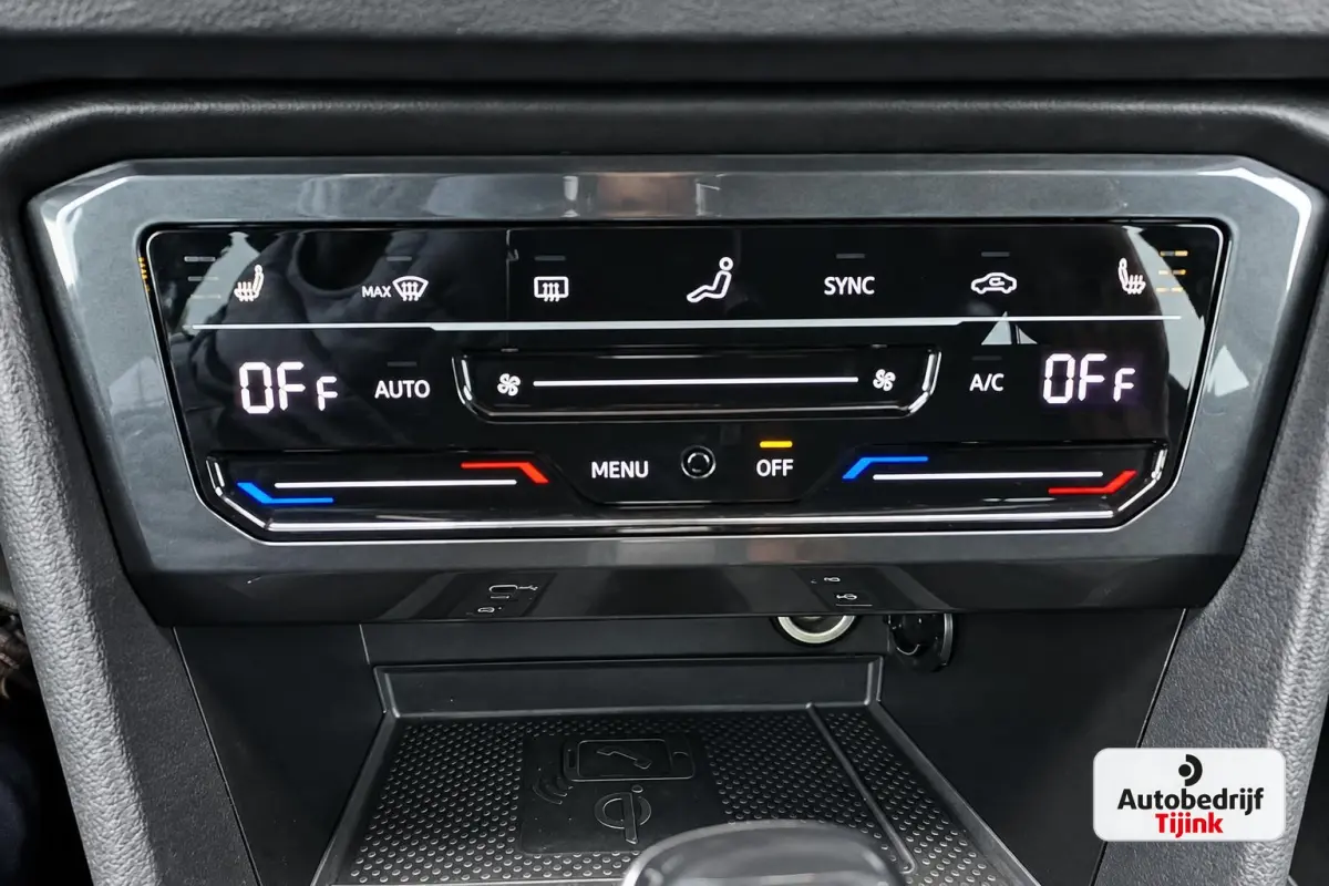 1.4 TSI e-Hybrid PHEV Xcellence | LED | Trekhaak | ACC | Stoel- en stuurverwarming | Keyless | All-seasons |