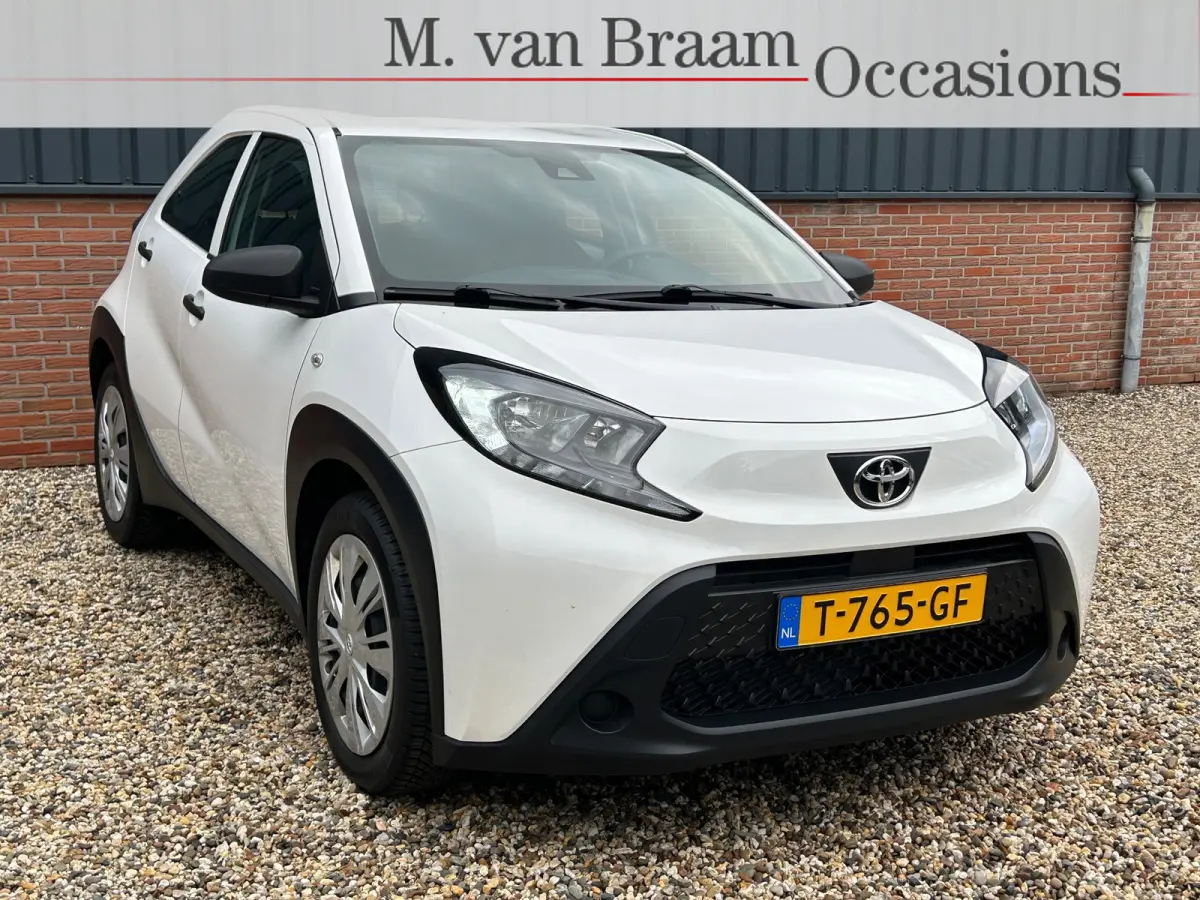 1.0 VVT-i Org-NL/Eerste eigenaar/12 maand garantie!!