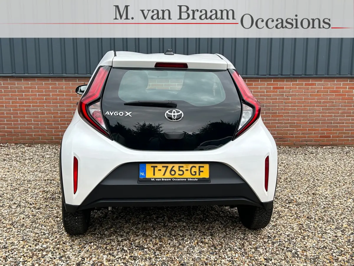 1.0 VVT-i Org-NL/Eerste eigenaar/12 maand garantie!!