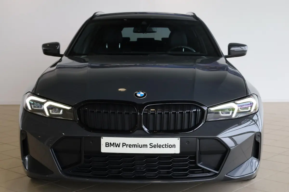 318i | M Sport | Elektrisch Verstelbare Stoelen | Stoelverwarming | HiFi Geluidssysteem | Comfort Access