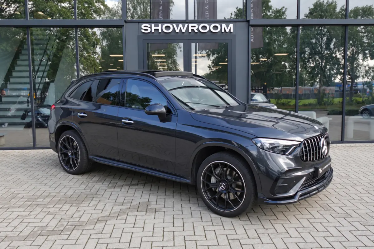 GLC 4MATIC AMG Line PANO 360CAM BURMESTER