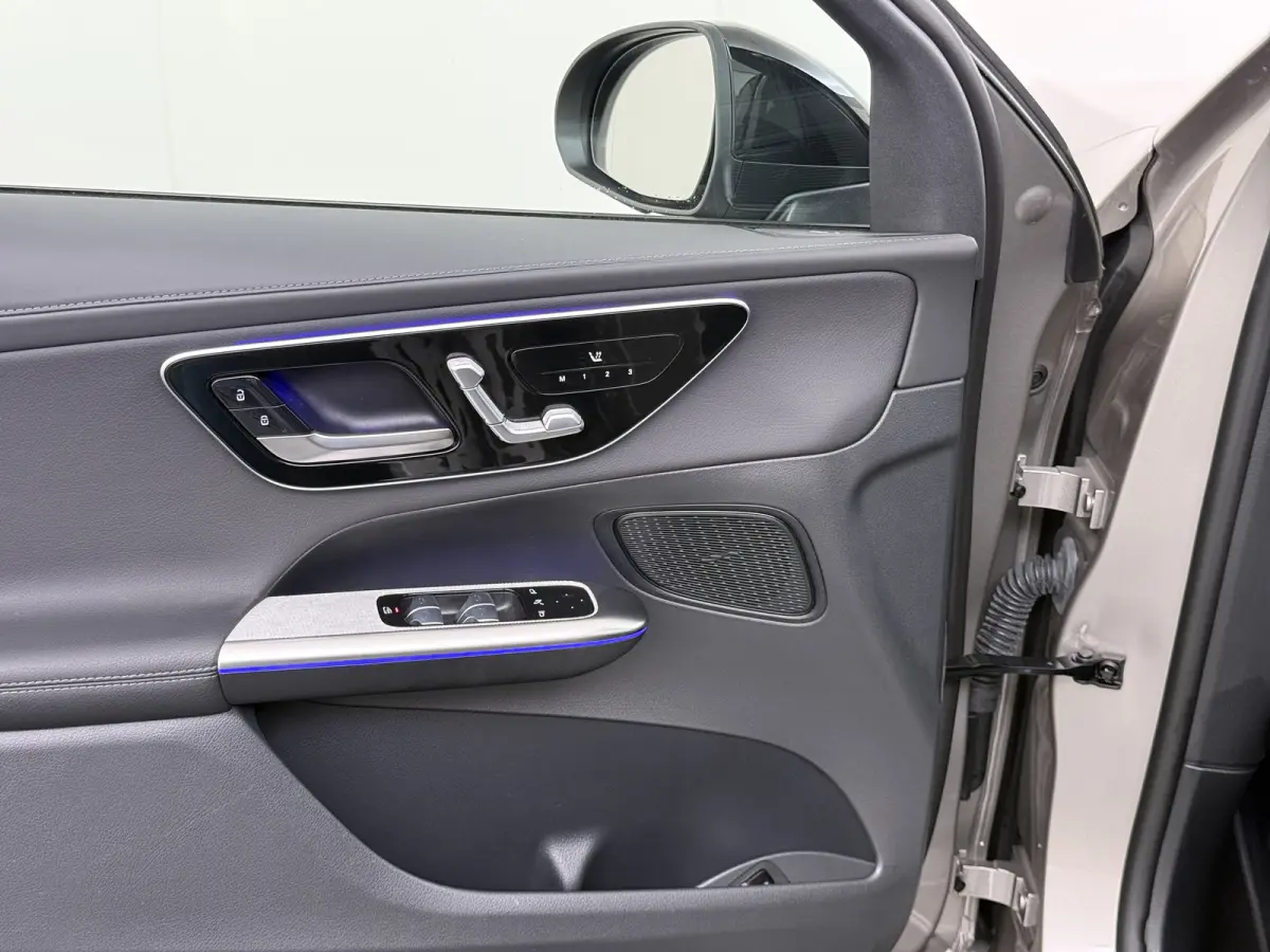 AMG 4Matic // SoH 99% // Panoramadak // Trekhaak // Achterbank Verwarming // 360 Camera // Memory // Carplay // Night Pakket