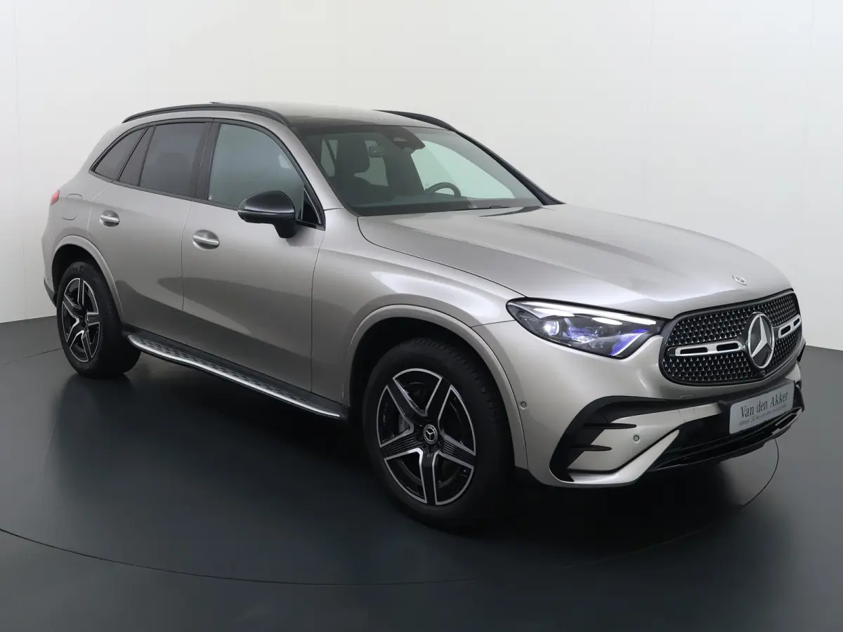 AMG 4Matic // SoH 99% // Panoramadak // Trekhaak // Achterbank Verwarming // 360 Camera // Memory // Carplay // Night Pakket