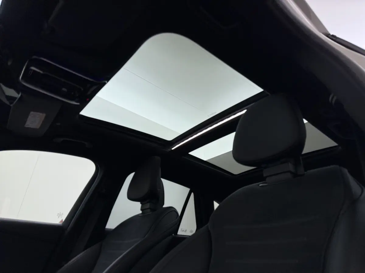 AMG 4Matic // SoH 99% // Panoramadak // Trekhaak // Achterbank Verwarming // 360 Camera // Memory // Carplay // Night Pakket