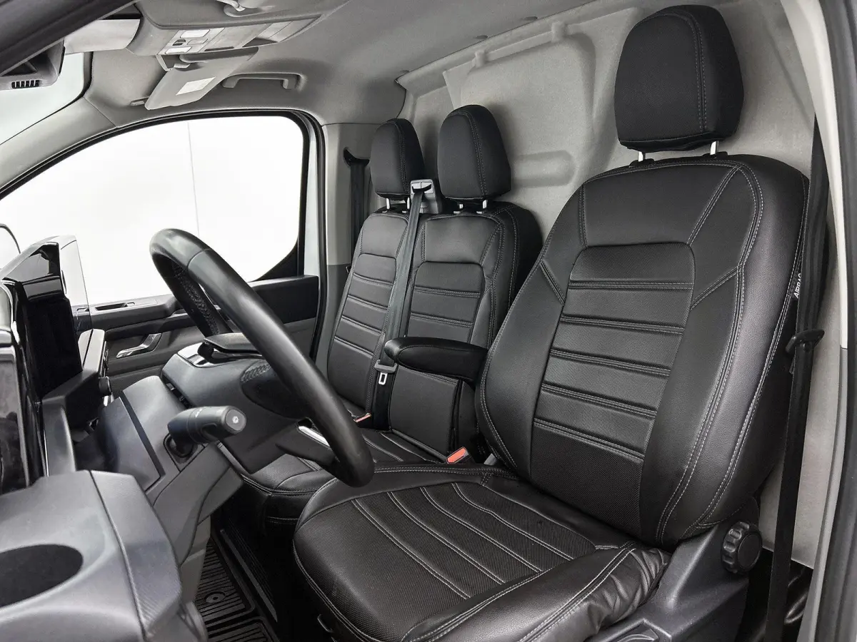 280 2.0 TDCI L1H1 Limited | 5 jaar Fabrieksgarantie! | Trekhaak | LED | Keyless | Stoelverwarming