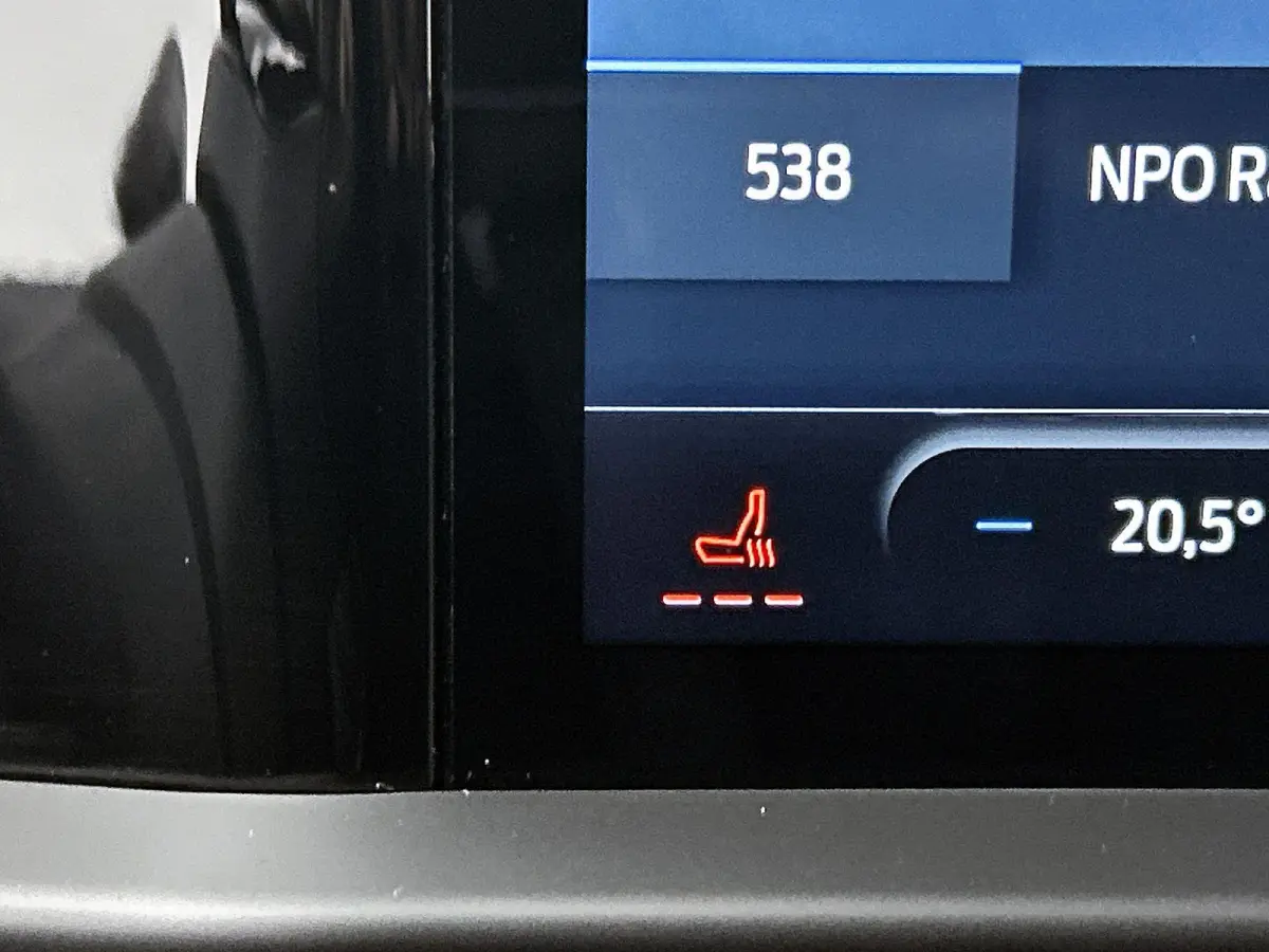 280 2.0 TDCI L1H1 Limited | 5 jaar Fabrieksgarantie! | Trekhaak | LED | Keyless | Stoelverwarming