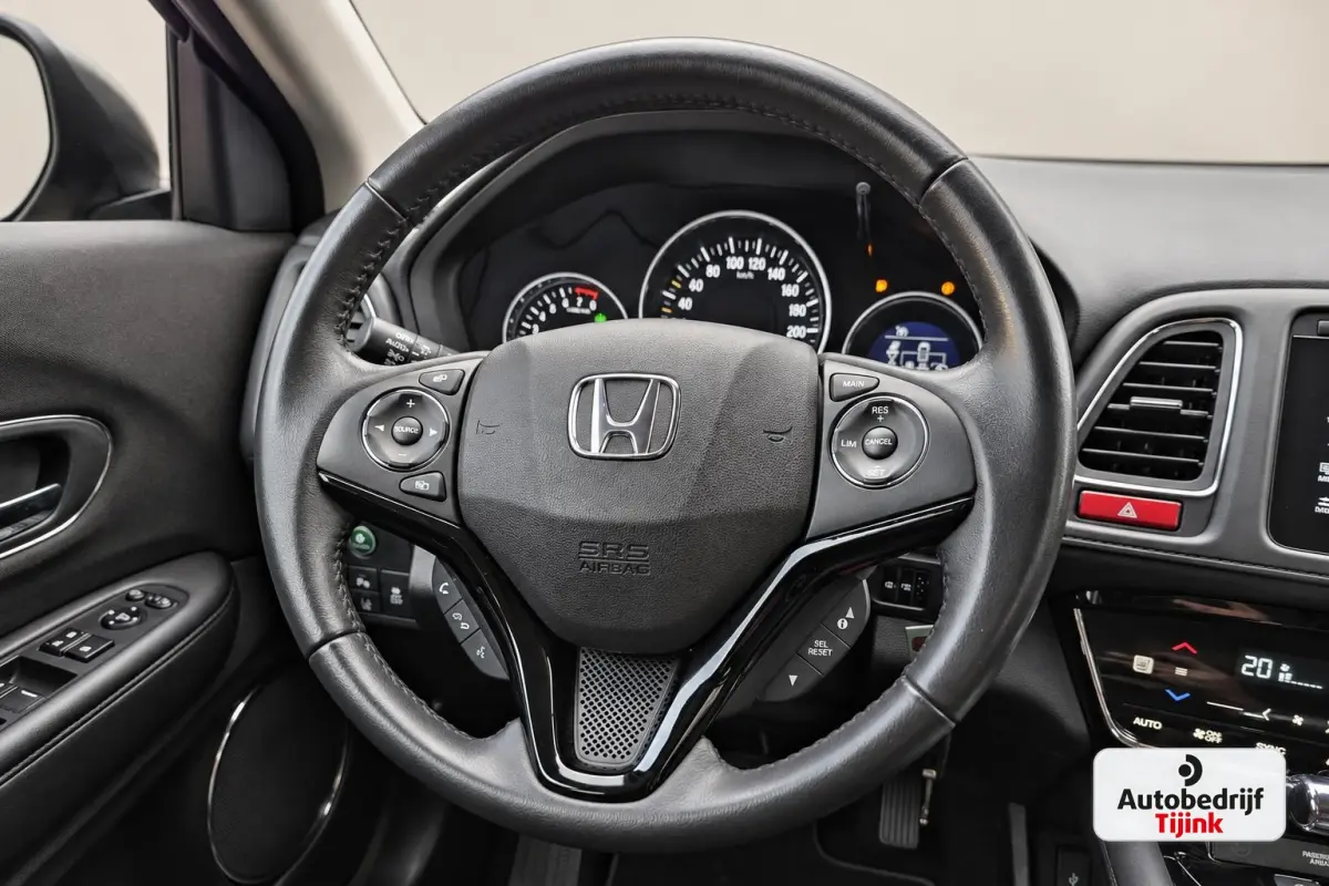 1.5 i-VTEC Elegance | Automaat | Trekhaak afn. | Stoelverwarming | All-seasons | Cruise | Navi |
