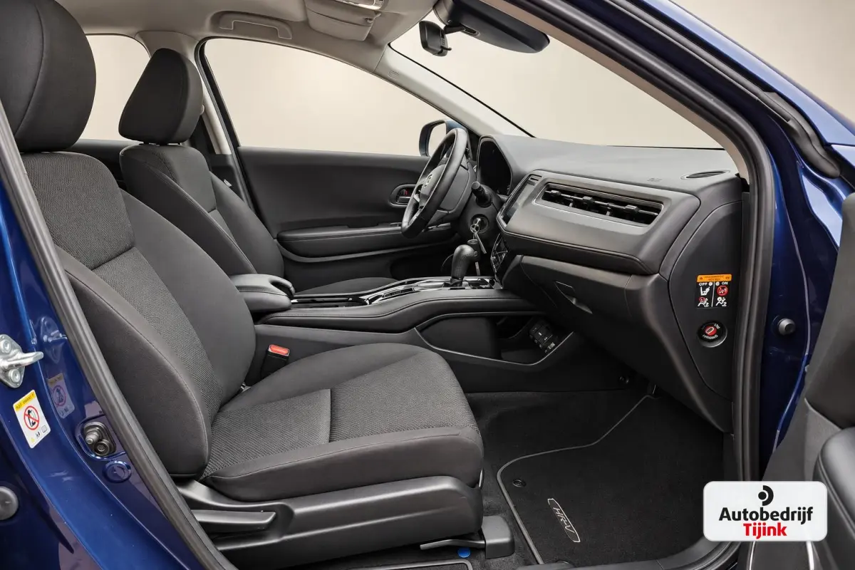 1.5 i-VTEC Elegance | Automaat | Trekhaak afn. | Stoelverwarming | All-seasons | Cruise | Navi |