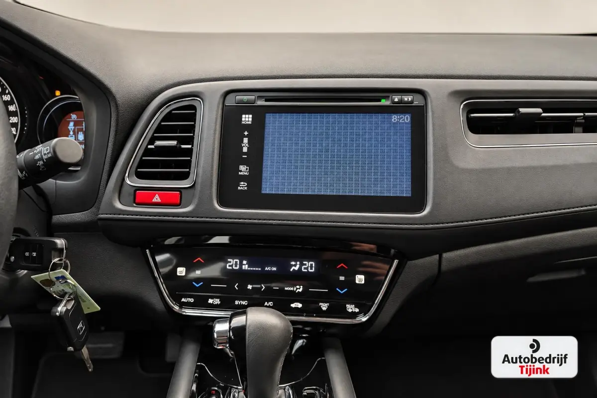 1.5 i-VTEC Elegance | Automaat | Trekhaak afn. | Stoelverwarming | All-seasons | Cruise | Navi |