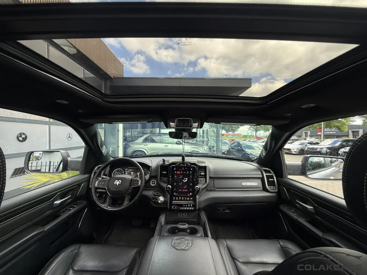 1500 4X4 5.7 V8 Crew Laramie-Pano Rebel-Garantie!