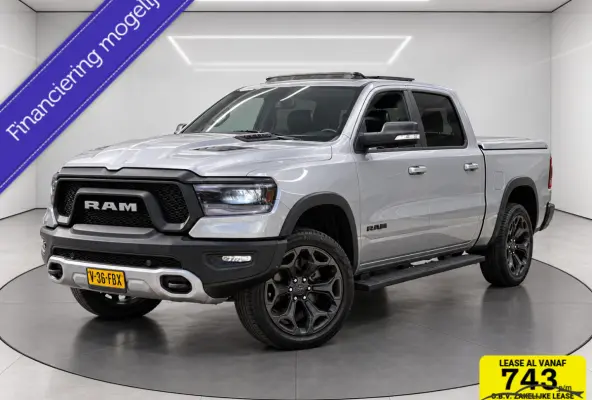 1500 4X4 5.7 V8 Crew Laramie-Pano Rebel-Garantie!