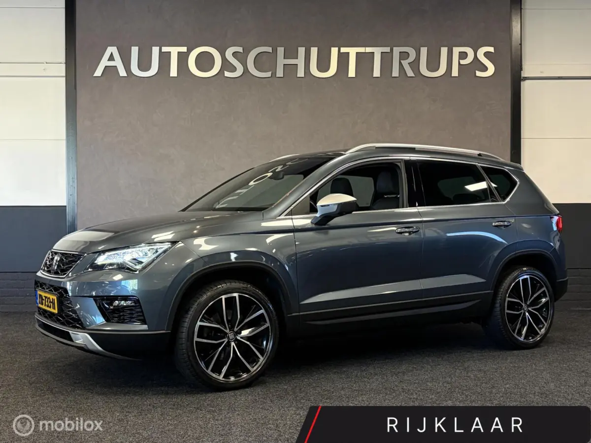 1.4 EcoTSI FR Business Intense DSG / PANO / LEDER / LUXE UITVOERING