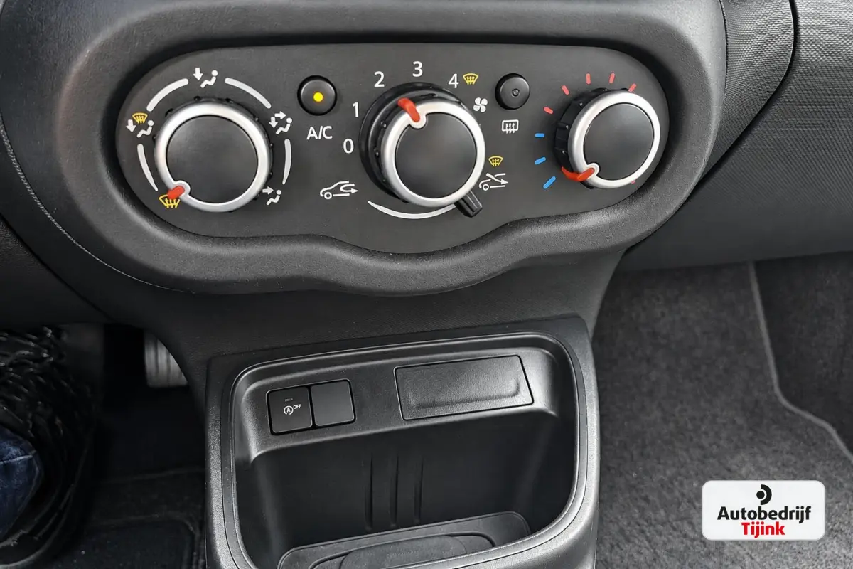 1.0 SCe Limited | Airco | Cruise | Bluetooth | All-seasons |